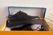 Mens shoes