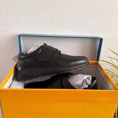 Mens shoes