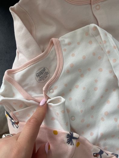 MAMAS AND PAPAS girl babygrows 18-24 months
