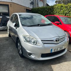 2010 Toyota Auris