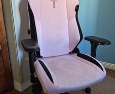 Secret lab titan evo gaming chair