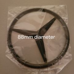 Mercedes badge