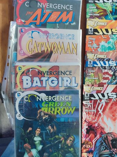 Massive DC & Marvel Comic Collection Batman, Justice League, Spiderman