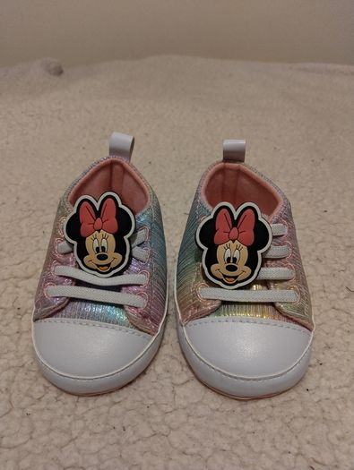 Disney Minnie Mouse Pram Shoes, new