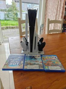 PlayStation 5 Slim disc edition and Vr2