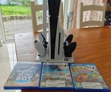 PlayStation 5 Slim disc edition and Vr2