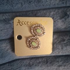 NWT Accessorise Mint Green  Earrings