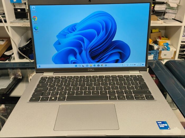 Dell Latitude 5420 Core i7 11th Gen 16GB RAM 512GB SSD 14 Inch Windows 11 Pro