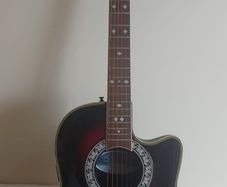 Ovation Celebrity CC157 Electro Acoustic Guitar  Excellent Condition