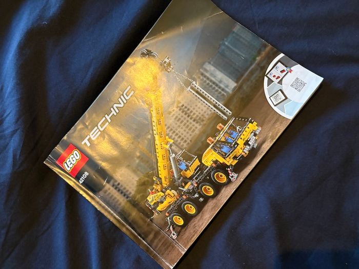 Lego Technic 42108 Mobile Crane