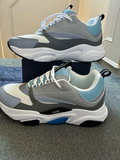 Dior b22s