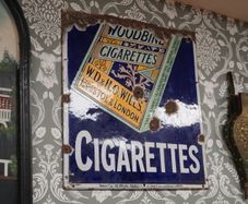 Vintage Woodbine Cigare ttes Enamelled Advertising Sign