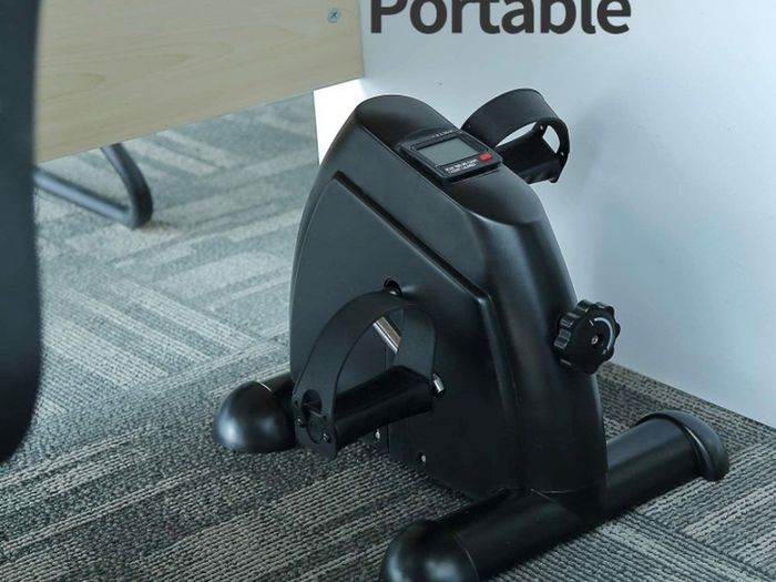 Mini Exercise Bike Pedal Exerciser Portable Home Office Leg Arm foot Cycle Bike with LCD Display & Adjustable Resistance Workout Gym Fitness Equipment Sitting Down Training Elliptical Machine MULTIPLE COLOURS AVAILABLE (FREE POSTAGE)