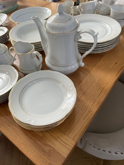 Dinner & tea set