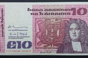 Ireland | 10 Pounds | 1979 | P.72a | Prefix - GLC | aUNC
