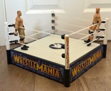 WWE Wrestlemania Playset Ring + Action Figures