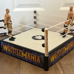 WWE Wrestlemania Playset Ring + Action Figures
