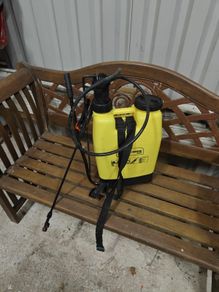 knapsack sprayer