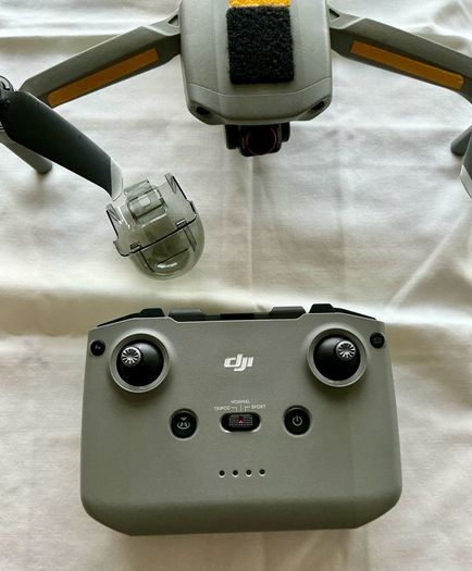 DJI Mavic Air 2 Drone w/ 4 Batteries w/ Hard Case