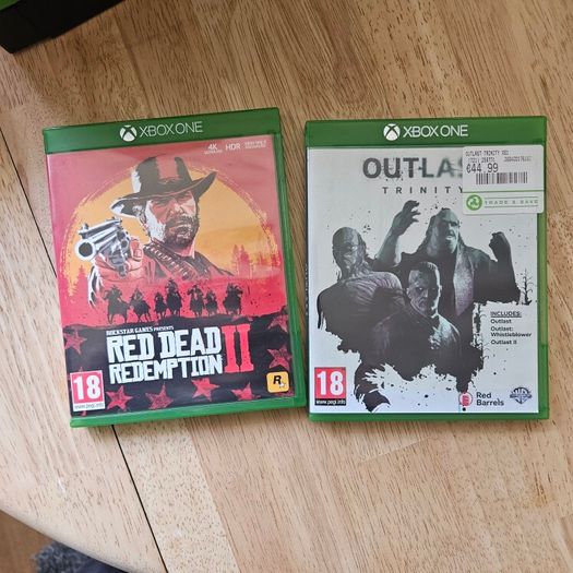 Premium Xbox Series X Bundle + Accessories + Games (Excellent Condition)