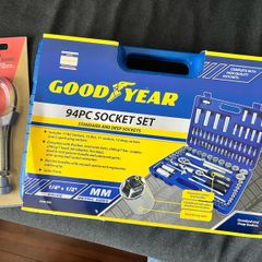 Socket set