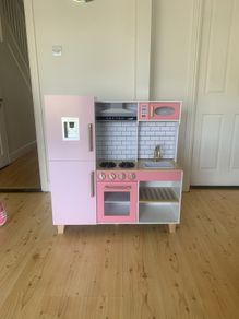 Kitchen Corner Deluxe Wooden Kitchen Pink