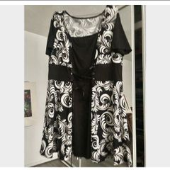 Lovely Corset Style Dress size 20