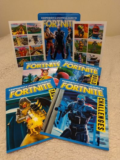 Fortnite Books and stickers in metal Tin case