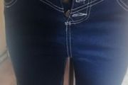 beautiful new designer skinny jeans