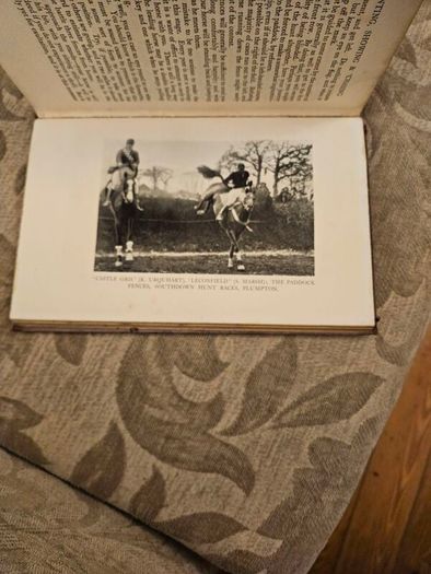 Hunting,showing And Chasing. With Chapters On Hunting Trials And Breaking And Making A Hunter Colt. By Sam Marsh. Hardback In Fair Condition. See Photos For Same.