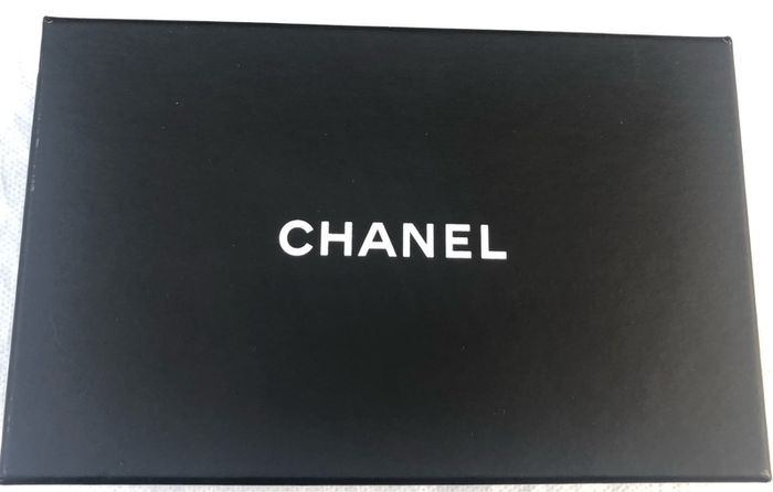 Chanel gold cardholder