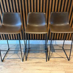 3 x Williston Forge Williams Faux Leather Bar Stools  Excellent Condition