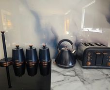kettle and toaster set