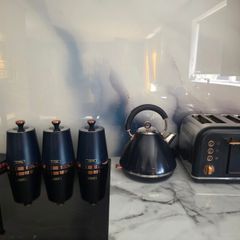 kettle and toaster set