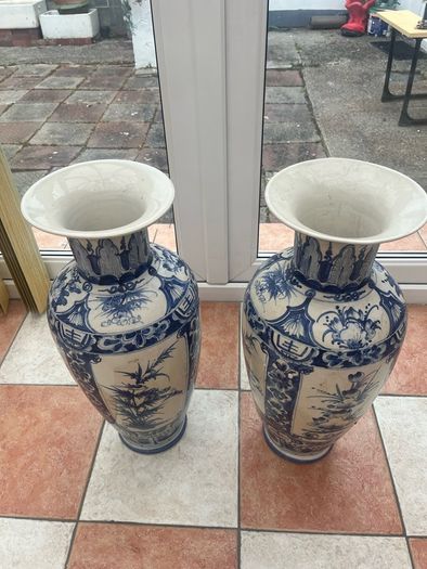 vases