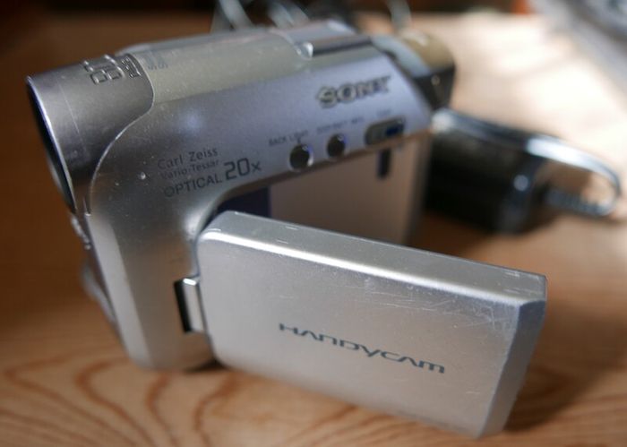 Sony Handycam DCR-HC19E Camcorder Vintage Mini DV Video Camera Tested