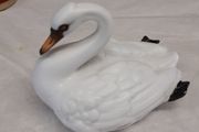 Swan ornament porcelain
