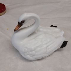 Swan ornament porcelain