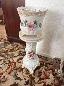Vintage ceramic flower pot stand