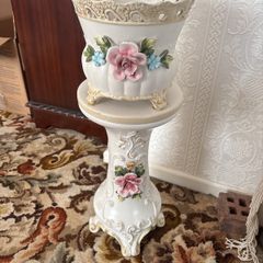 Vintage ceramic flower pot stand