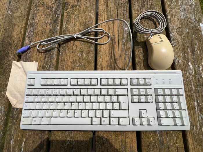 Mitsumi KFKEA5SA Keyboard & Microsoft 2.0A Mouse Retro Vintage Computer items 2000