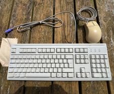 Mitsumi KFKEA5SA Keyboard & Microsoft 2.0A Mouse Retro Vintage Computer items 2000