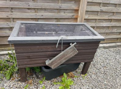 Potting Table / Seedling