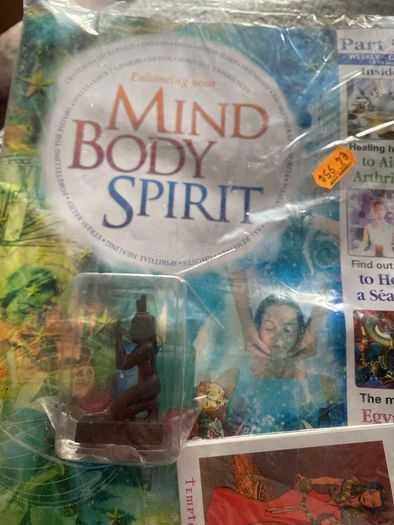 Mind Body Spirit Magazine LOT 185 Issues with Gift