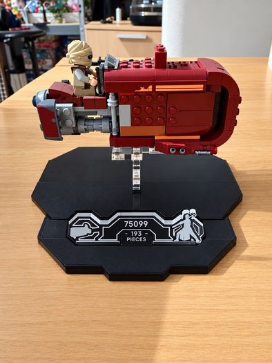 lego Rey 75099 speeder wicked brick display