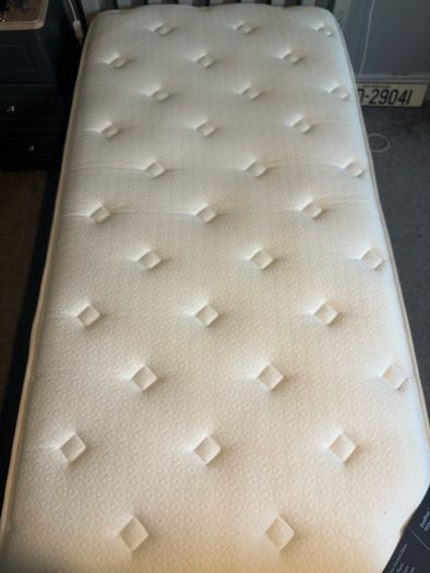 Single Matress for sale