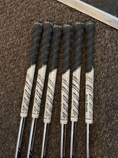 TaylorMade P730 forged irons 4 to 9 Project X 6 Shafts