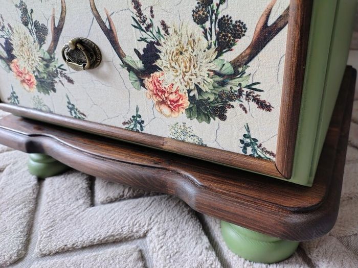 Tall boy chest of drawers