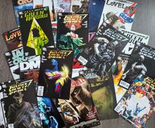 32 Various DC Vertigo Comic Books