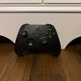 Jedi fallen order edition xbox one X 1Tb console, black, with 2 controllers Image 5